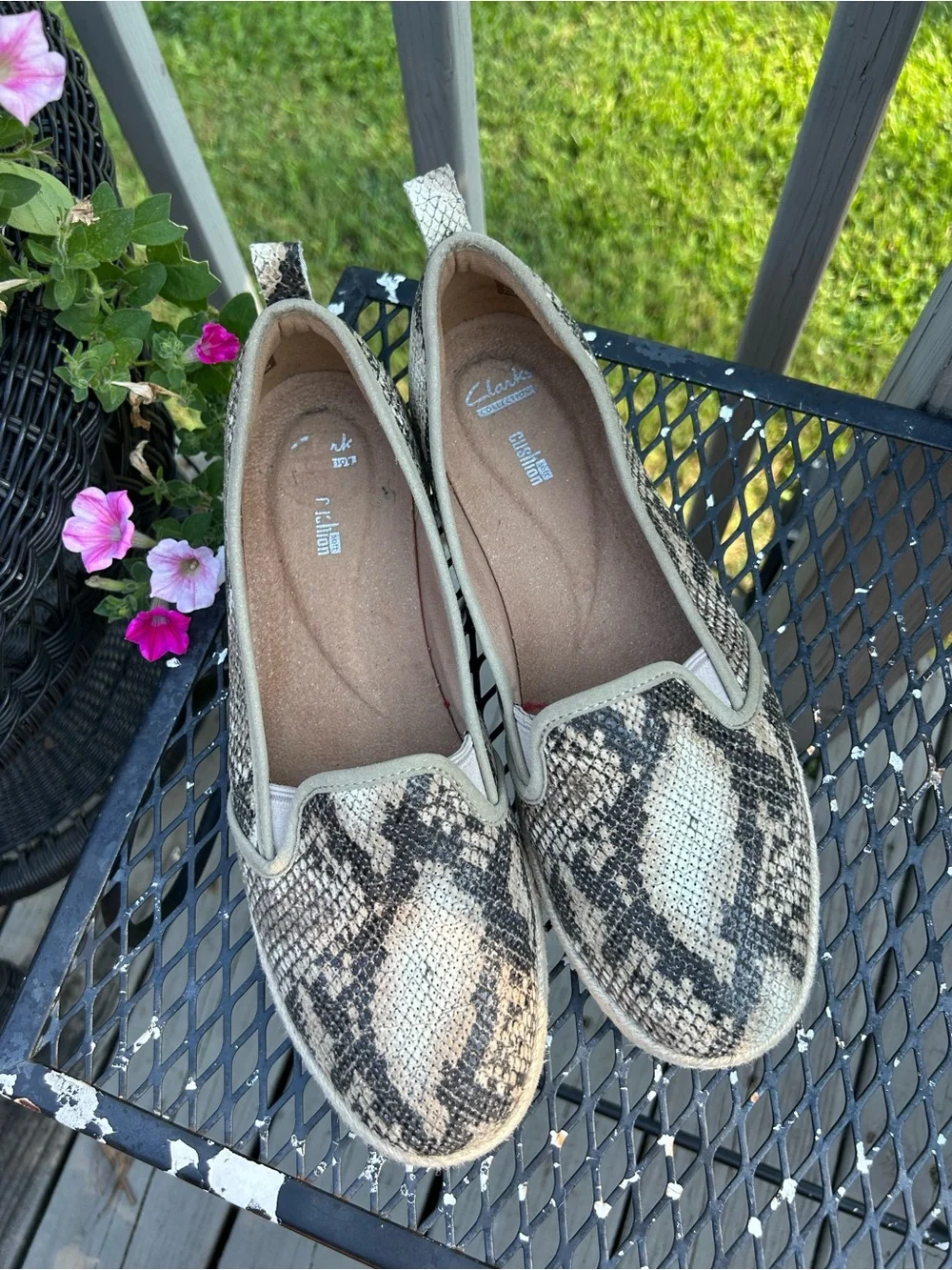 Clarks Collection Women’s Slip-On Snake Print Espadrille Sneakers Size 12M